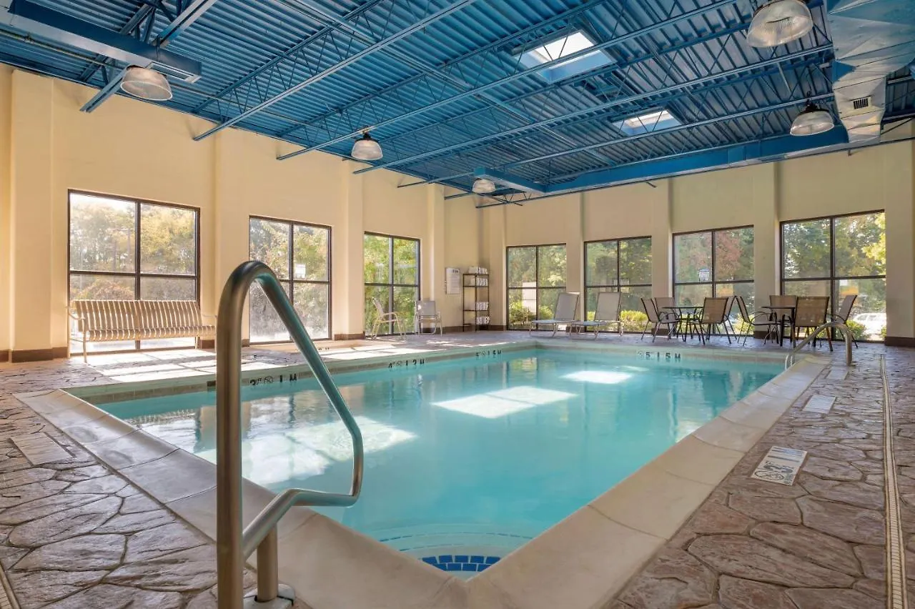 Best Western Louisville East Inn & Suites Hotel