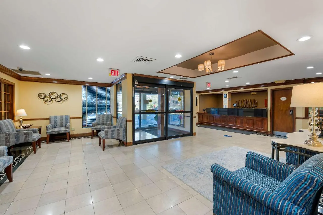 Best Western Louisville East Inn & Suites Hotel